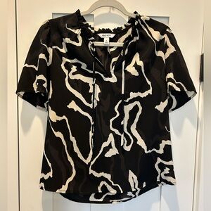 Nine West Black and White Abstract Top